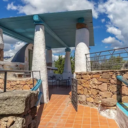 Elite Collection Escape To The With Pool Apartment *
