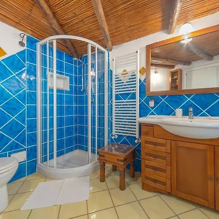 Elite Collection Escape To The With Pool Apartment *