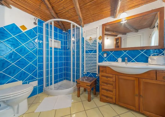 Elite Collection Escape To The With Pool Daire *