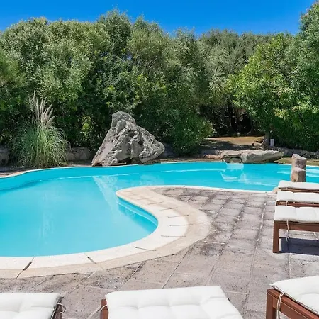 Elite Collection Escape To The With Pool Porto Rotondo